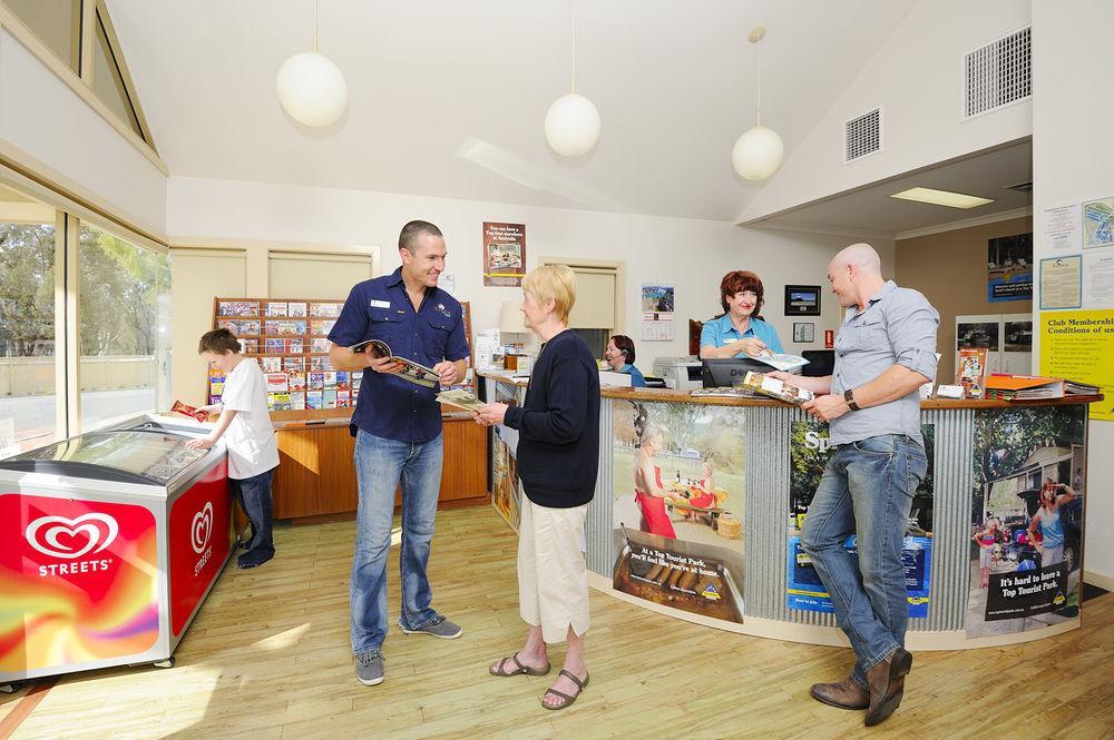 Nrma Echuca Holiday Park Esterno foto